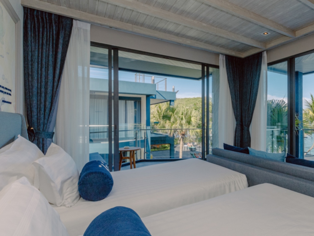 Grand Deluxe Twin Bed